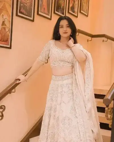 Escort Service In Tarabganj